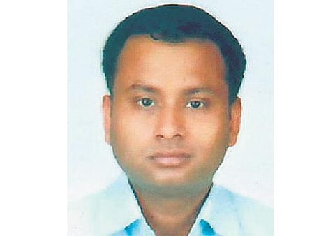 பிறந்த நாளில் இறந்த சோகம்: கர்நாடக ஐஏஎஸ் அதிகாரி லக்னோவில் மர்ம மரணம் - பெங்களூரு போலீஸார் உத்தரபிரதேசத்துக்கு விரைவு