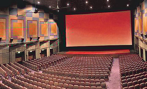 திரை வெளிச்சம்: அரசிடம் திரையுலகம் எதிர்பார்ப்பது என்ன?