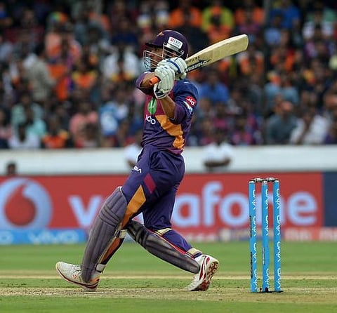 10 ஐபில் தொடர்களில் 7-வது இறுதிப்போட்டியில் களம் காணும் தோனியின் சாதனை