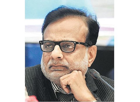 ஜிஎஸ்டியை அமல்படுத்துவதால் நாட்டின் பணவீக்கம் 2 சதவீதம் குறையும்: ஹஷ்முக் ஆதியா கருத்து