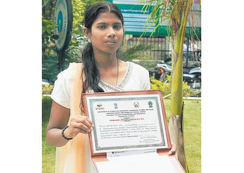 ஜப்பான் செல்லும் சுடரொளி!