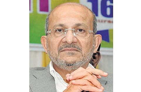 ஐக்கிய அரபு அமீரகத்திலிருந்து தாய்நாடு திரும்ப கைதிகளுக்கு உதவும் இந்திய தொழிலதிபர்