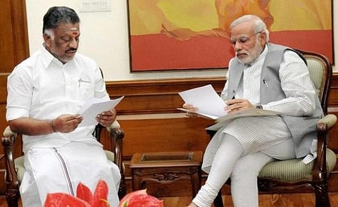 நாங்கள் நடத்தும் எம்ஜிஆர் நூற்றாண்டு விழாவில் பிரதமர் கலந்து கொள்வார்: ஓ.பன்னீர்செல்வம்