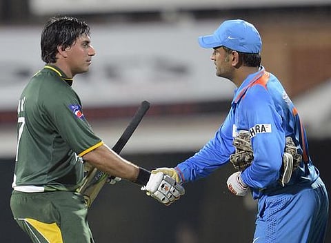 இந்திய கிரிக்கெட் வாரியத்திடம் நஷ்ட ஈடு கோரும் பாகிஸ்தான் வாரியம்: கிரிக்கெட் தொடர் விளையாட நிர்பந்தம்