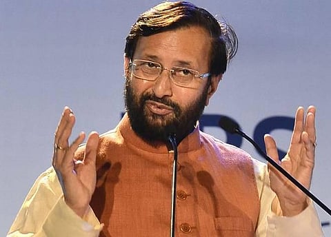 சிபிஎஸ்இ 12-ம் வகுப்பு தேர்வு முடிவு தாமதமாகாது: மத்திய அமைச்சர் பிரகாஷ் ஜவடேகர் உறுதி