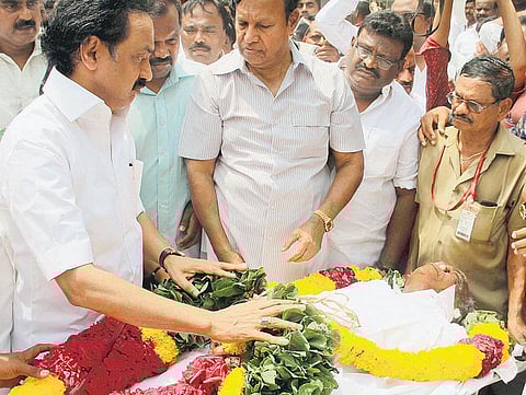 திமுக மாவட்ட செயலாளர் தூத்துக்குடி என்.பெரியசாமி காலமானார்: ஸ்டாலின், வைகோ அஞ்சலி; திமுக 3 நாள் துக்கம்