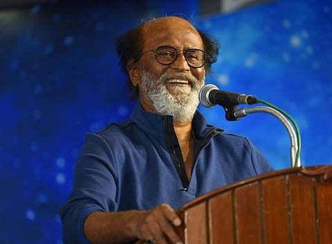 நேரம் வரும்போது அரசியலுக்கு வருவது பற்றிச் சொல்கிறேன்: ரஜினி