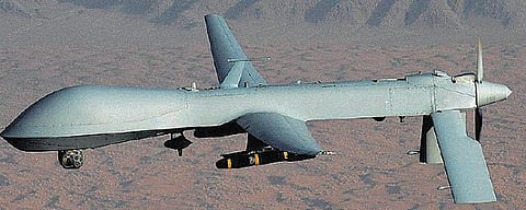 அமெரிக்க உளவு விமானத்தை விரட்டிய சீன போர் விமானங்கள்