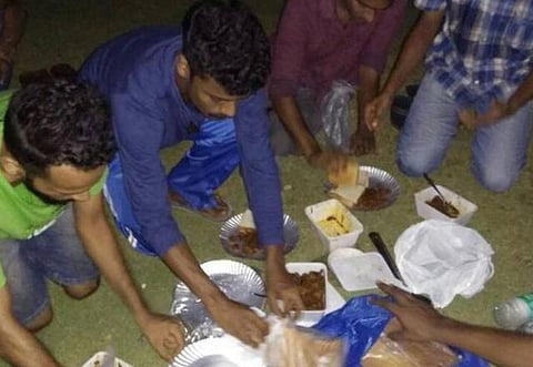 சென்னை ஐஐடியில் நடைபெற்ற மாட்டு இறைச்சி உண்ணும் போராட்டம்: 80-க்கும் மேற்பட்ட மாணவர்கள் பங்கேற்பு