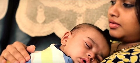 யூடியூப் பகிர்வு: தாயின் தாலாட்டு- உறங்கவைக்கும் உன்னதப் பாடல்!