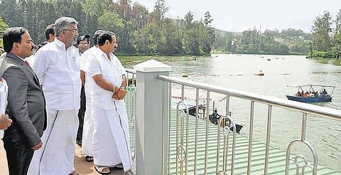 நீலகிரி மாவட்டத்தில் விரைவில் ஹெலிகாப்டர், ரோப் கார் சேவை: சுற்றுலா துறை அமைச்சர் தகவல்