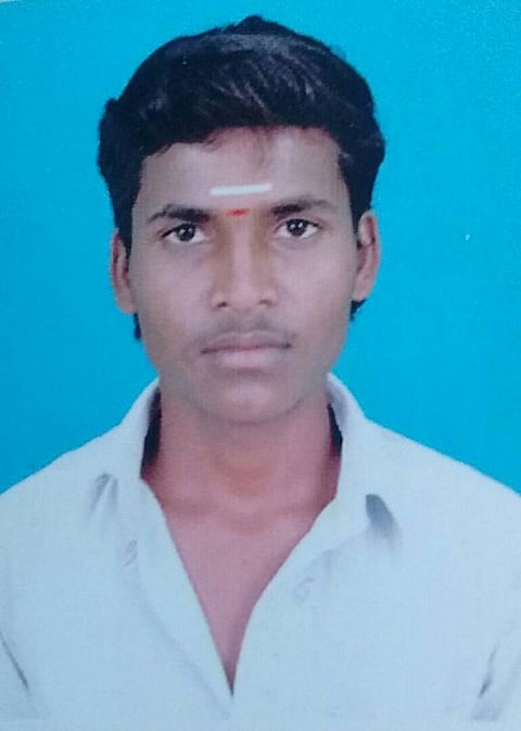 ஓமலூர் அருகே இளைஞர் மர்ம மரணம்: தங்க மாரியப்பன் மிரட்டியதாக விசாரணை