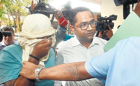 இடைத்தரகர் சுகேஷின் ஜாமீன் மனு மீது நாளை தீர்ப்பு