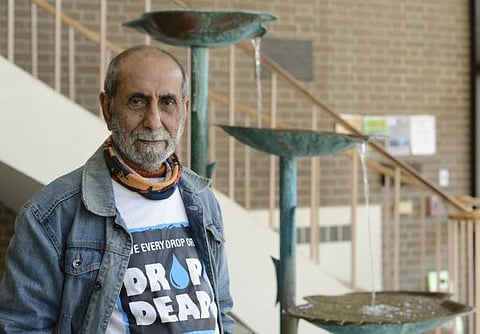 நீர்க் கசிவைத் தடுத்த போராளி