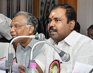 மதுரையில் எய்ம்ஸ் மருத்துவமனை: பதவியை தியாகம் செய்ய தயார் - அமைச்சர் ஆர்.பி.உதயகுமார் அறிவிப்பு