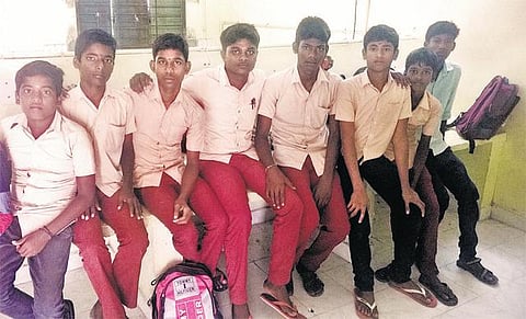 பிளஸ் 1 சேர்க்கையில் வணிகவியல் பாடப் பிரிவை தேர்வு செய்ய ஆர்வம் காட்டும் மாணவர்கள்