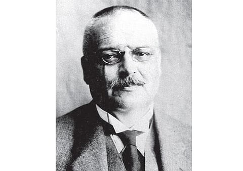 அலாய்ஸ் அல்சீமர் 10