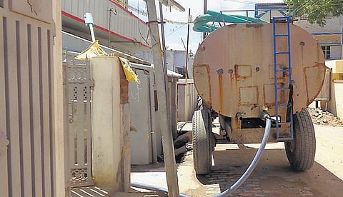 திண்டுக்கல் மாநகராட்சி பகுதியில் அதலபாதாளத்துக்கு சென்ற நீர்மட்டம்: ுடிநீர் அல்லாத பிற உபயோகத்துக்கும் தட்டுப்பாடு