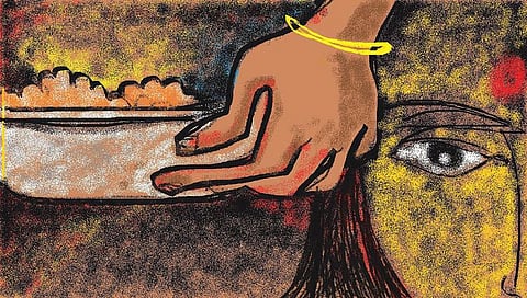 காலத்தின் வாசனை: பரிமாறும் கைகளைப் பார்த்ததுண்டா?