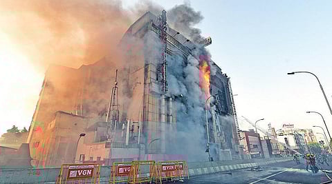 சென்னை சில்க்ஸ் இடிக்கும் பணி: இறுதிகட்டம் எட்டியது