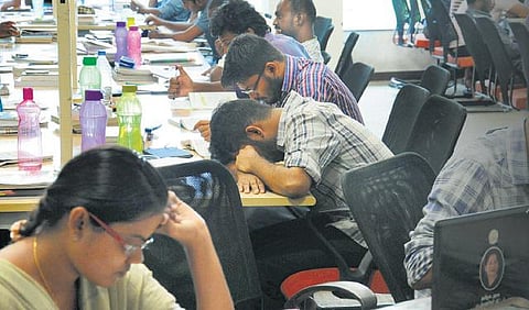 ஆய்வுலகின் அவல நிலை!