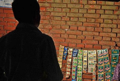 குட்கா ஊழல்: அமைச்சர், அதிகாரிகள் மீது நடவடிக்கை எடுக்காதது ஏன்?- ராமதாஸ் கேள்வி