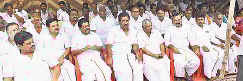 மதுரையில் எய்ம்ஸ் அமைய அதிமுகவுடன் இணைந்து திமுக போராட தயார்: திருமங்கலம் உண்ணாவிரதத்தில் பி.மூர்த்தி எம்எல்ஏ அறிவிப்பு