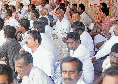 ஆசிரியர் சங்கங்கள் ஜனநாயகத்தின் ஒரு வடிவம் இல்லையா?