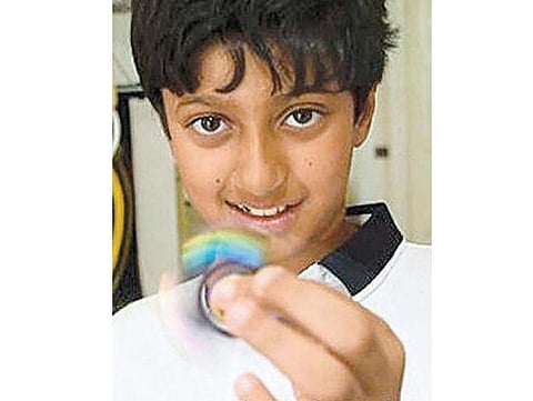 நுண்ணறிவுத் திறன் போட்டியில் இந்திய வம்சாவளி சிறுவன் சாதனை: ஐன்ஸ்டீன், ஹாக்கிங்கை பின்னுக்குத் தள்ளினான்