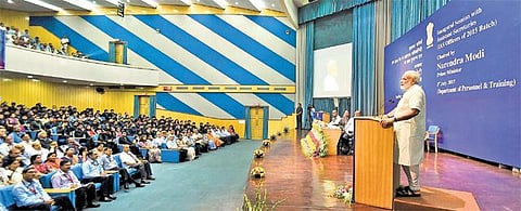 மாற்றம் கொண்டுவர துணிச்சல் தேவை: இளம் ஐஏஎஸ் அதிகாரிகள் மத்தியில் பிரதமர் பேச்சு