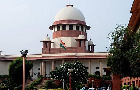 ஆதார் பிரச்சினைகள் குறித்த இறுதி முடிவை அரசியல் சாசன அமர்வு எடுக்கும்: உச்ச நீதிமன்றம்