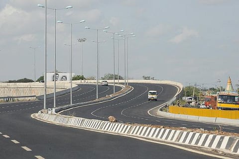 தேசிய நெடுஞ்சாலை ஒப்பந்த பணியைப் பெற இந்திய அதிகாரிகளுக்கு அமெரிக்க நிறுவனம் ரூ. 7.61 கோடி லஞ்சம்