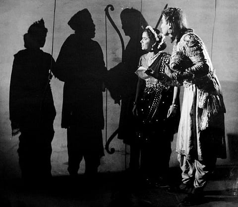 இறந்த காலத்தின் புத்துயிர்ப்பு!