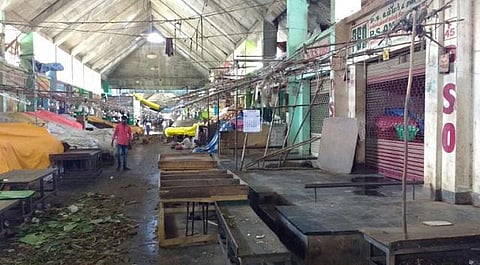 கோயம்பேடு மார்க்கெட்டில் 674 கடைகளில் நிலுவை: சொத்து வரி ரூ.1 கோடியே 77 லட்சம் வசூல்