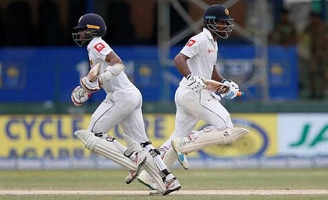 கொழும்பு டெஸ்ட்: 2-வது இன்னிங்ஸில் இலங்கை 203 ரன்கள் சேர்ப்பு
