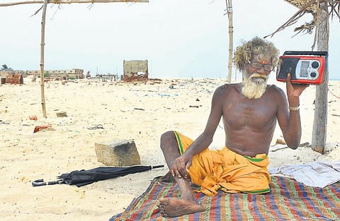 9 ஆண்டுகள் இடைவெளிக்குப் பின்னர் இலங்கை வானொலியில் தமிழகத்துக்கான ஒலிபரப்பு தொடக்கம்