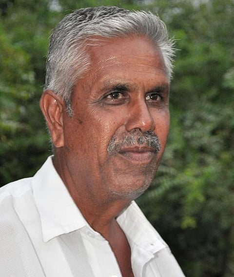 காணாமல் போகும் தூக்கணாங்குருவிகளும்..! கரைந்து போன கரும்பு விவசாயமும்..