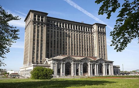 கைவிடப்பட்ட கட்டுமானங்கள்