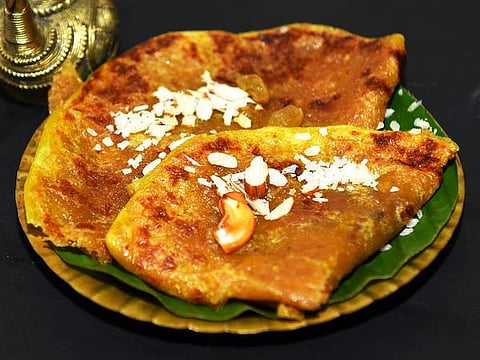 வீடெல்லாம் மணக்கும் ஓணம்: பாலடைப்
போளி