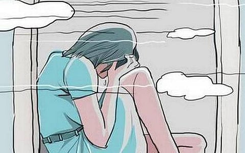 தெலுங்கானா: பள்ளி சீருடை அணிந்து வராத மாணவியை மாணவர்கள் கழிவறை முன் நிற்கவைத்த பள்ளி நிர்வாகம்