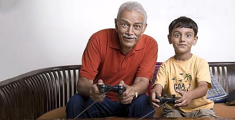 டிஜிட்டல் போதை 02: கையோடு வந்த விபரீதம்