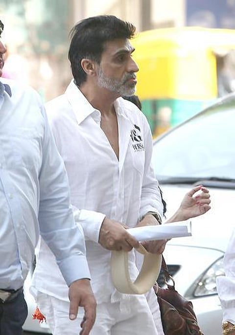 பாலியல் பலாத்கார வழக்கில் சரண்டரான சென்னை எக்ஸ்பிரஸ் தயாரிப்பாளர்