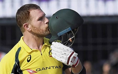 3-வது ஒருநாள் போட்டி: இந்தியாவுக்கு இலக்கு 294 ரன்கள்; ஆரோன் பின்ச் சதத்துடன் ஆஸி., அபாரம்