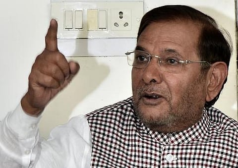 பனாரஸ் பல்கலைக்கழக மாணவர்கள் மீது போலீஸ் தடியடி: சரத் யாதவ் கண்டனம்