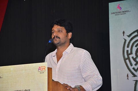 டி.ஆர் - தன்ஷிகா சர்ச்சை: மன்னிப்புக் கோரிய விதார்த்