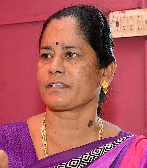 விழுப்புரம் மாவட்டத்தில் ஓர் ஆச்சரியப் பள்ளி: ஆங்கிலத்தில் அசத்தும் கந்தாடு அரசு தொடக்கப் பள்ளி மாணவர்கள்