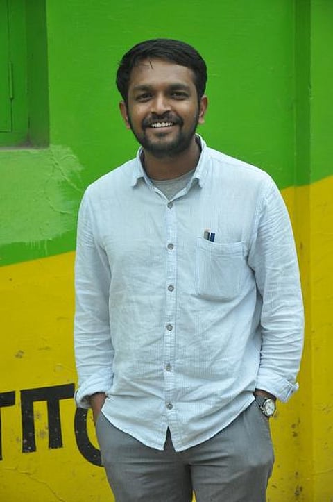 உடன் பயணிக்கும் கவிதை வரிகள்