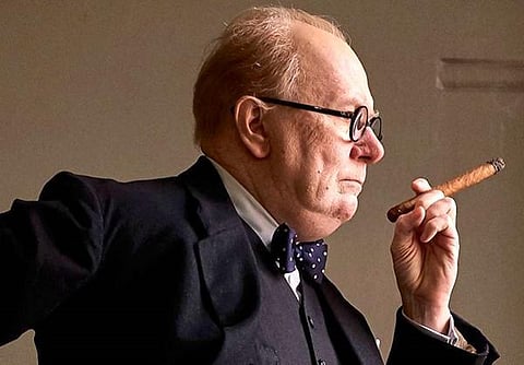 ஹாலிவுட் ஜன்னல்: ஹிட்லரிடம் மண்டியிடாத ஹீரோ!