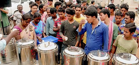 மருத்துவ சர்ச்சை: கசக்காத நிலவேம்பு உண்மைகள்!