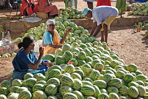 ஒளிரும் கண்கள் 08: யதார்த்தம் தொலைக்காத திருவிழா